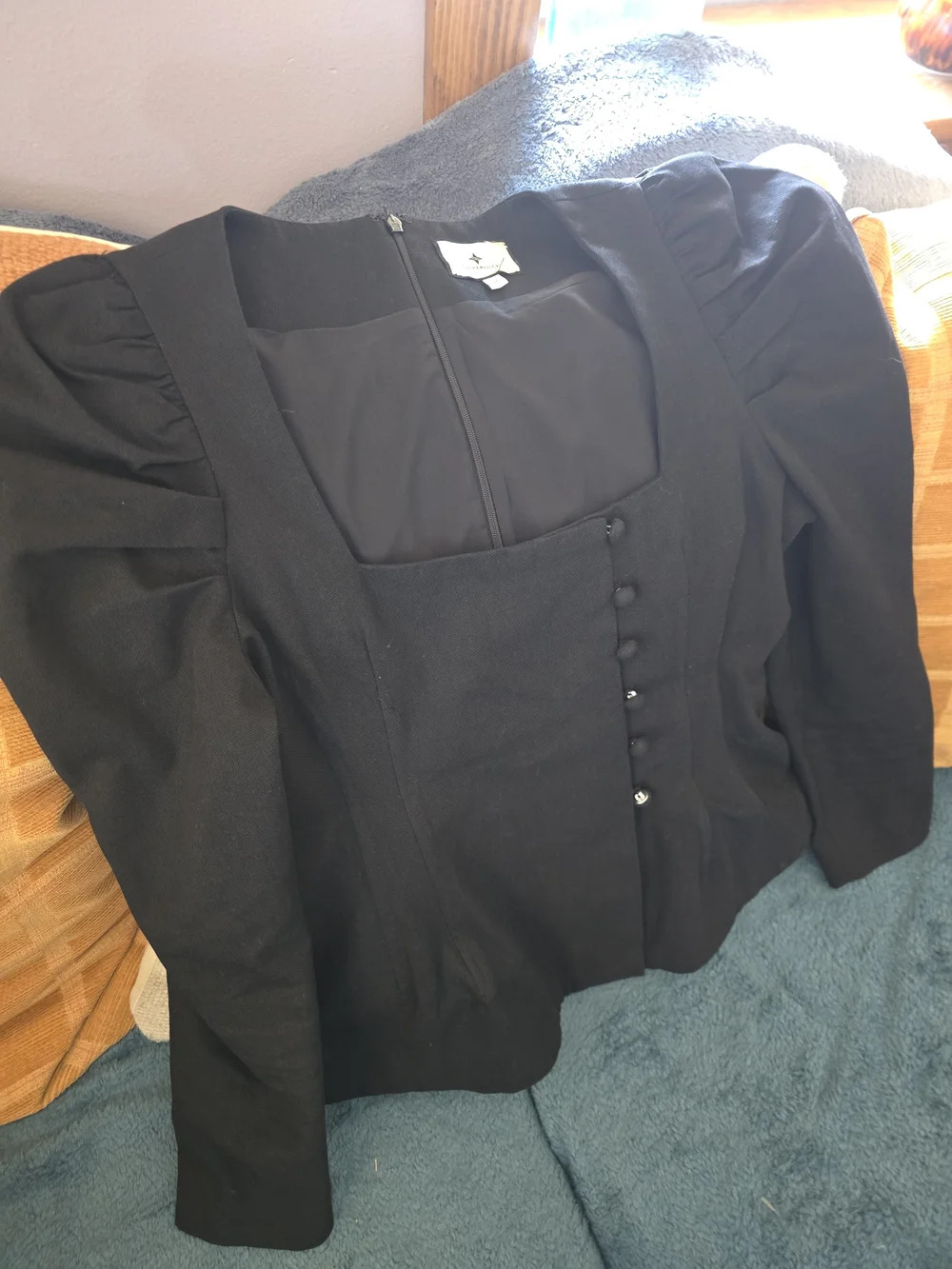 Tuckernuck Calla Blouse Fitted SZ S M
